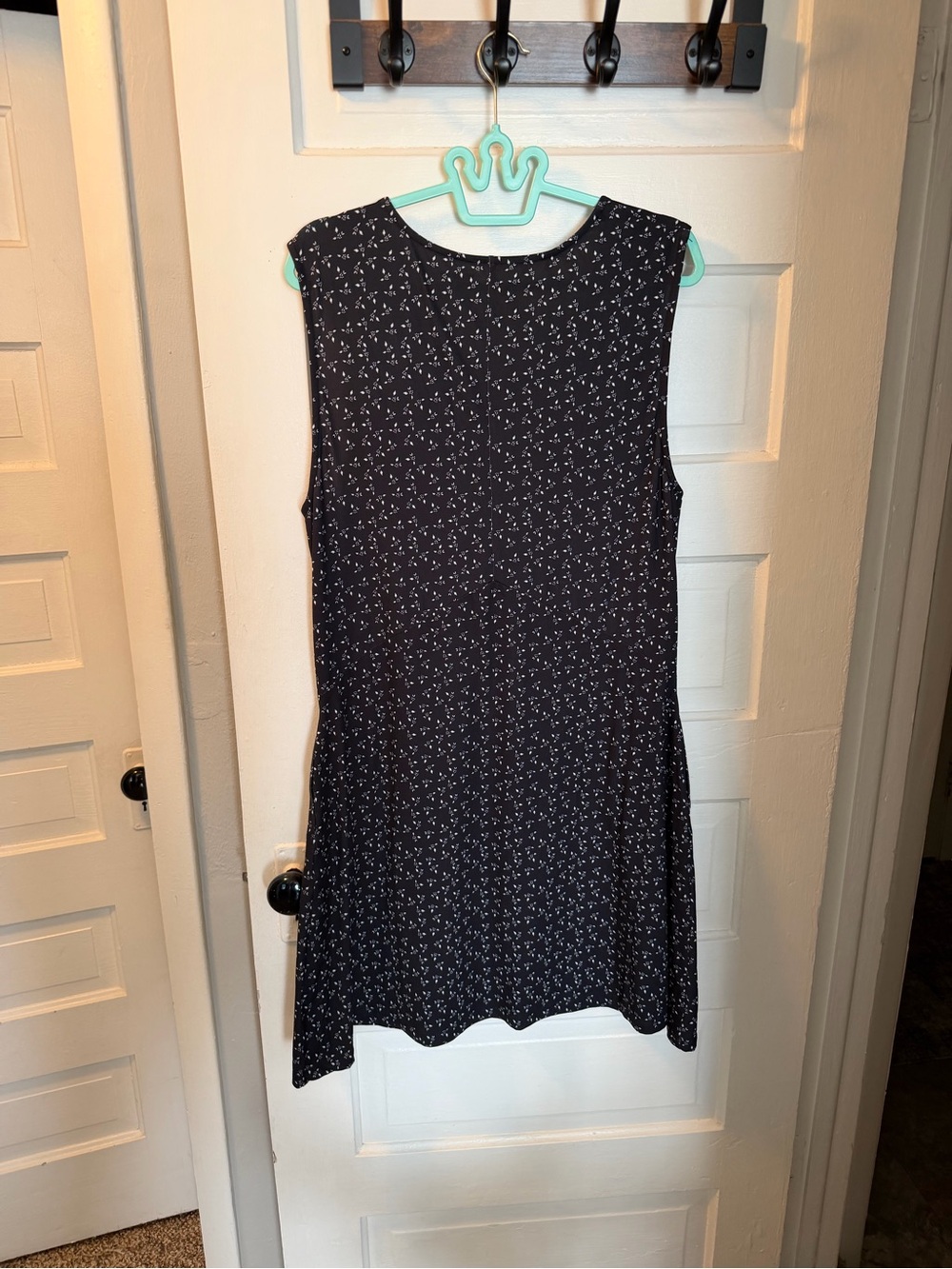 Women's Black Floral Sleeveless A-Line Dress